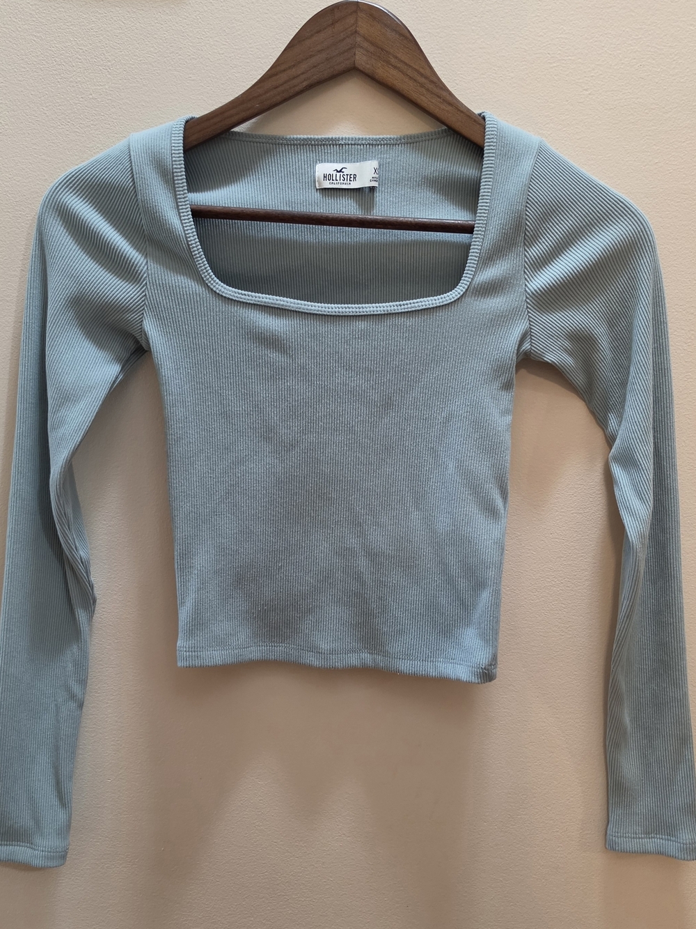 Hollister Women's XS Cropped Ribbed Long Sleeve Top Pale Blue
